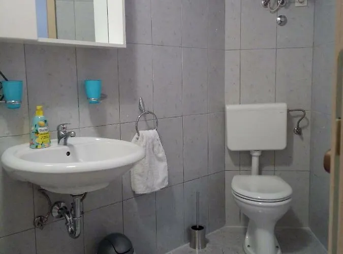 Adriatic * Πούλα